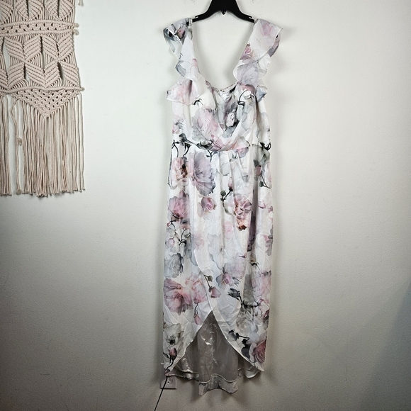 City Chic Plus Floral Maxi Dress Size 18 Wedding Guest Party Summer NWT - Picture 2 of 11